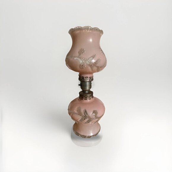Vintage 1950s Art Deco Frosted Pink Glass Hurricane Boudoir Lamp - Picture 5 of 7
